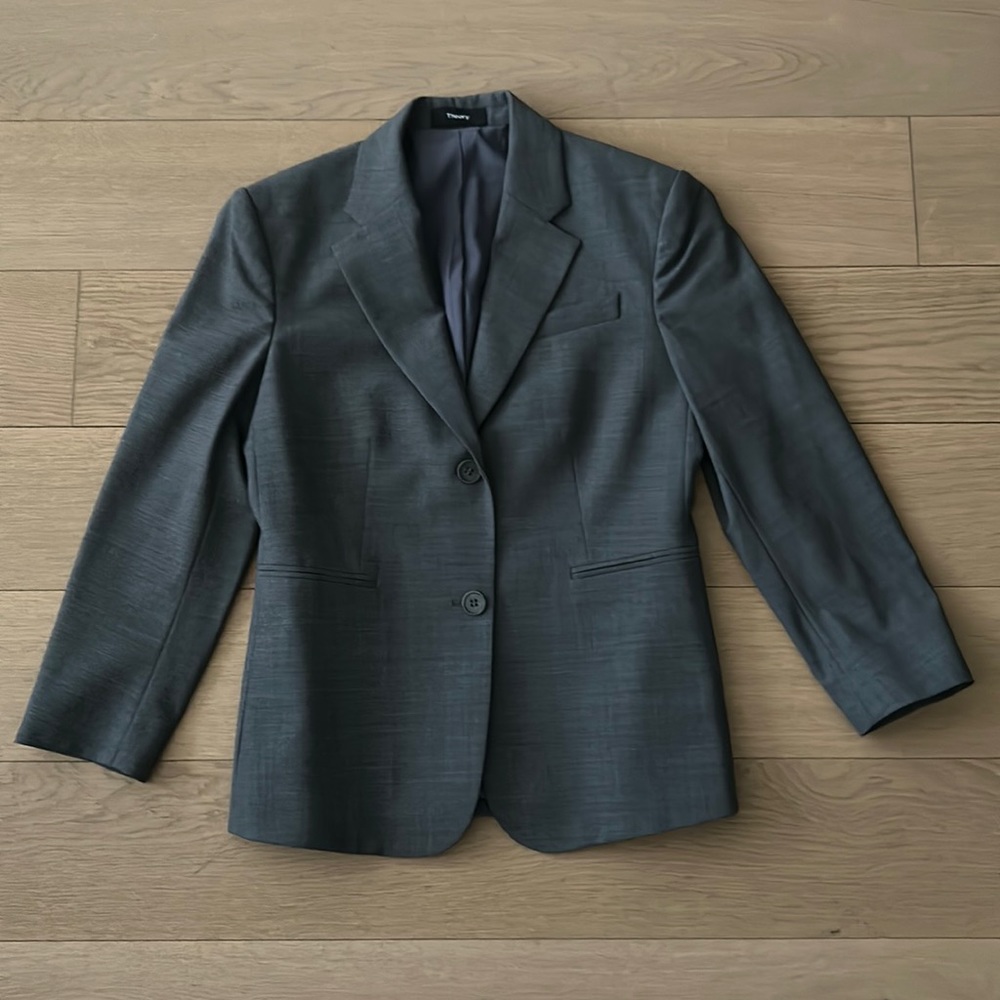 Single breasted theory blazer with cropped sleeves
